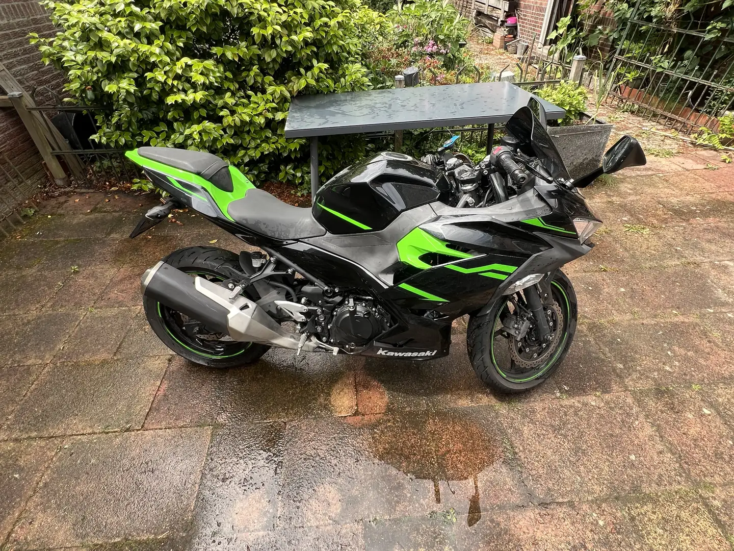 Kawasaki Ninja 400 ABS - 1