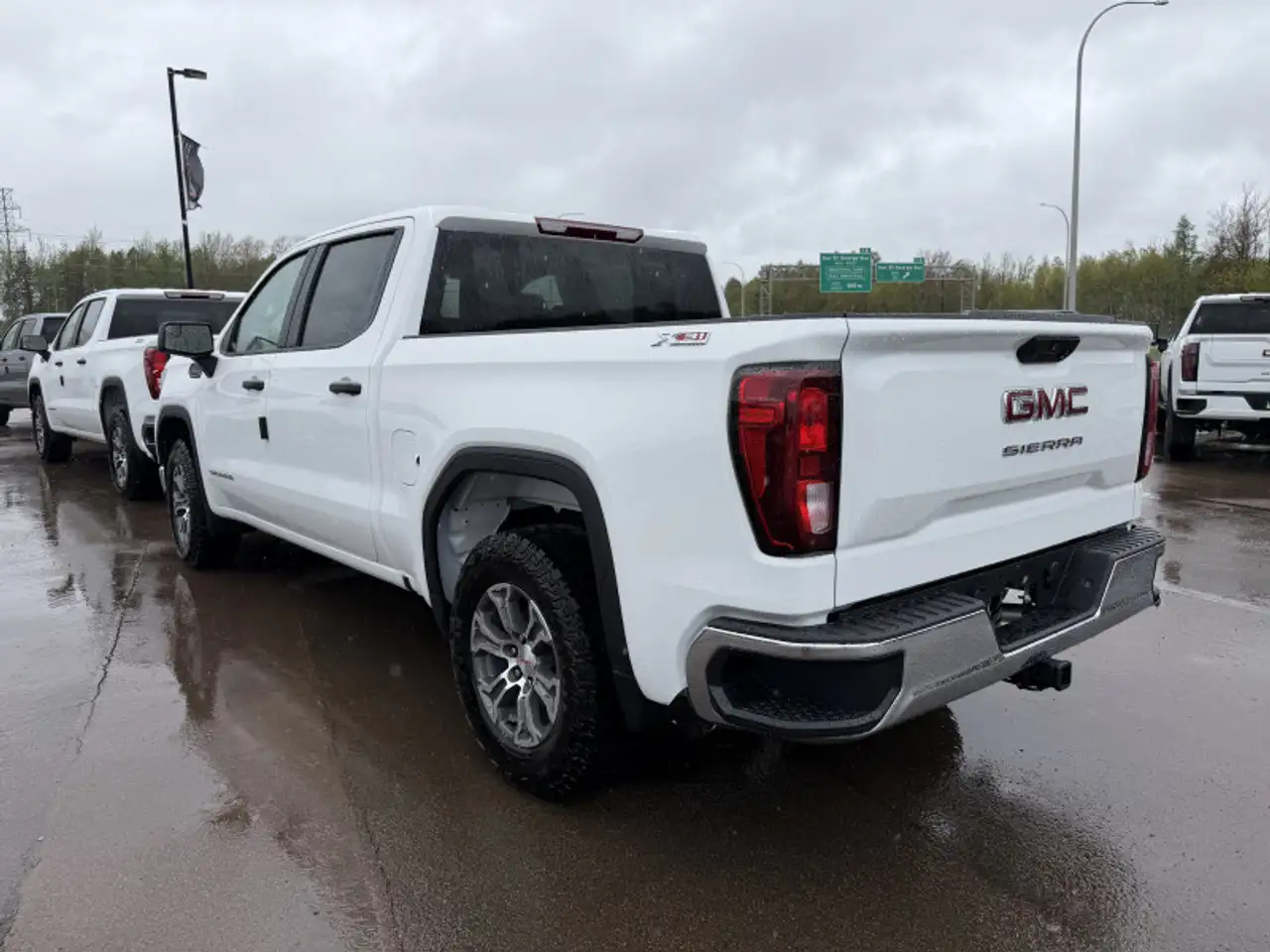 GMC Sierra 1500 снимка GMC Sierra 1500