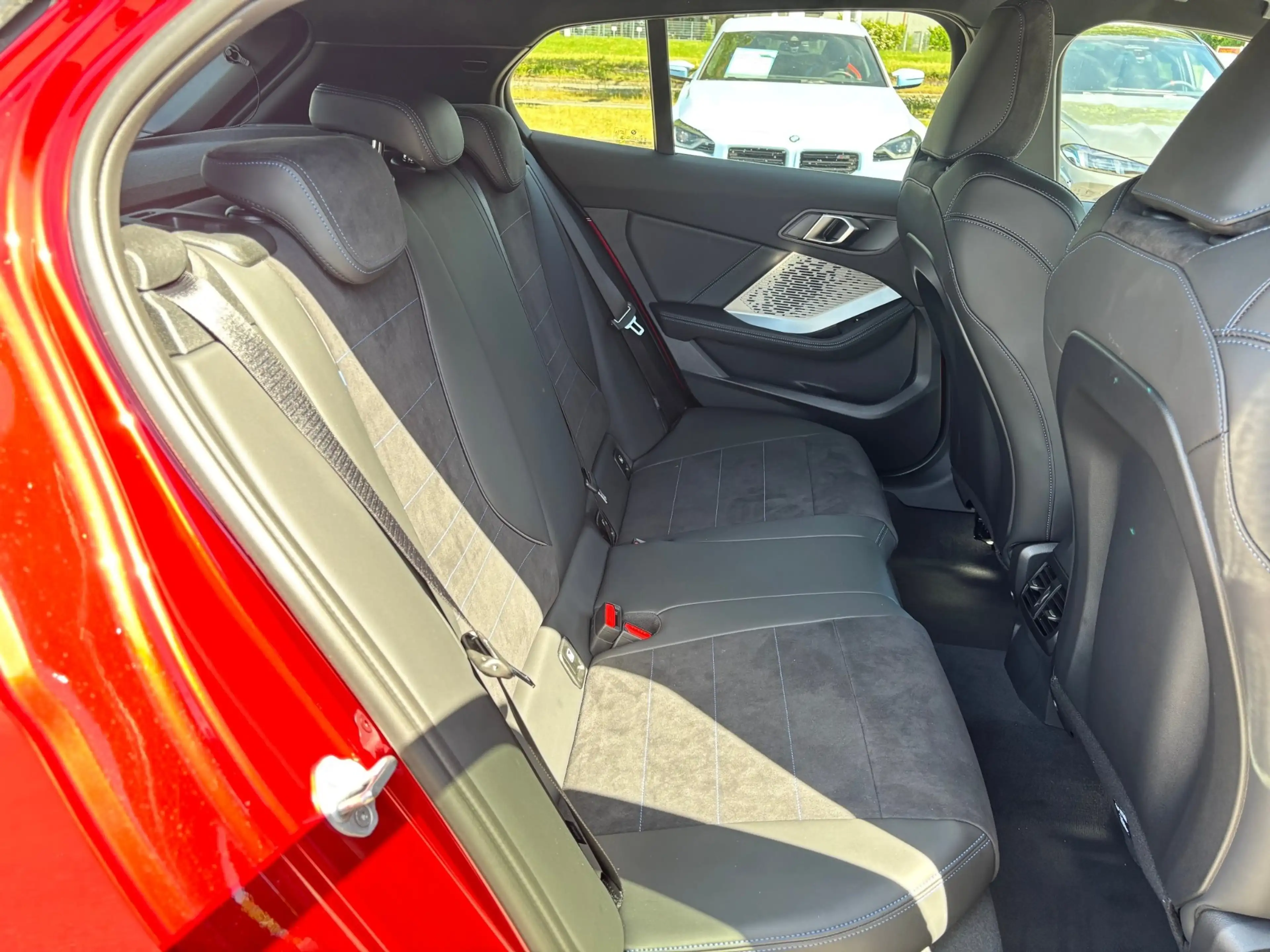 BMW 120 M Sportpaket DAB Parkassistent Klimaaut. — photo 13