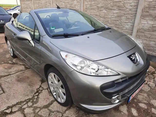 Peugeot 207 207 CC Roland Garros