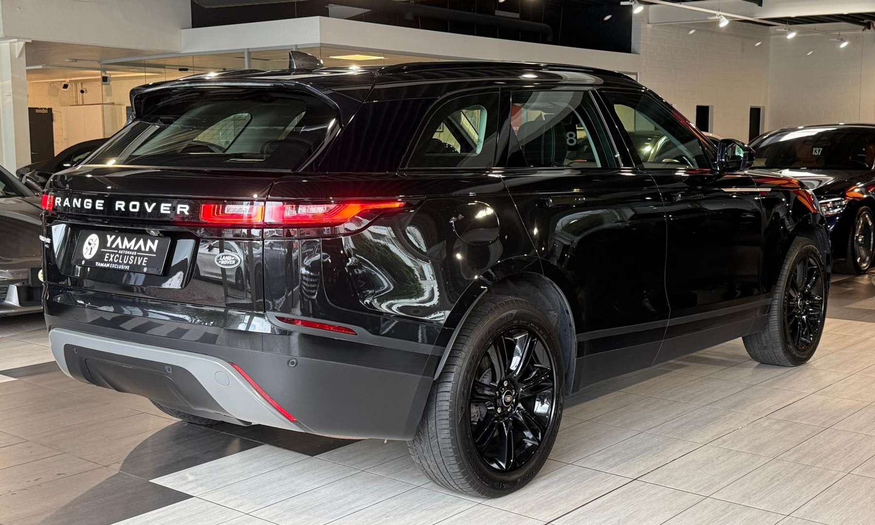 Land Rover Range Rover Velar P400e -  - Joinsteer - #3