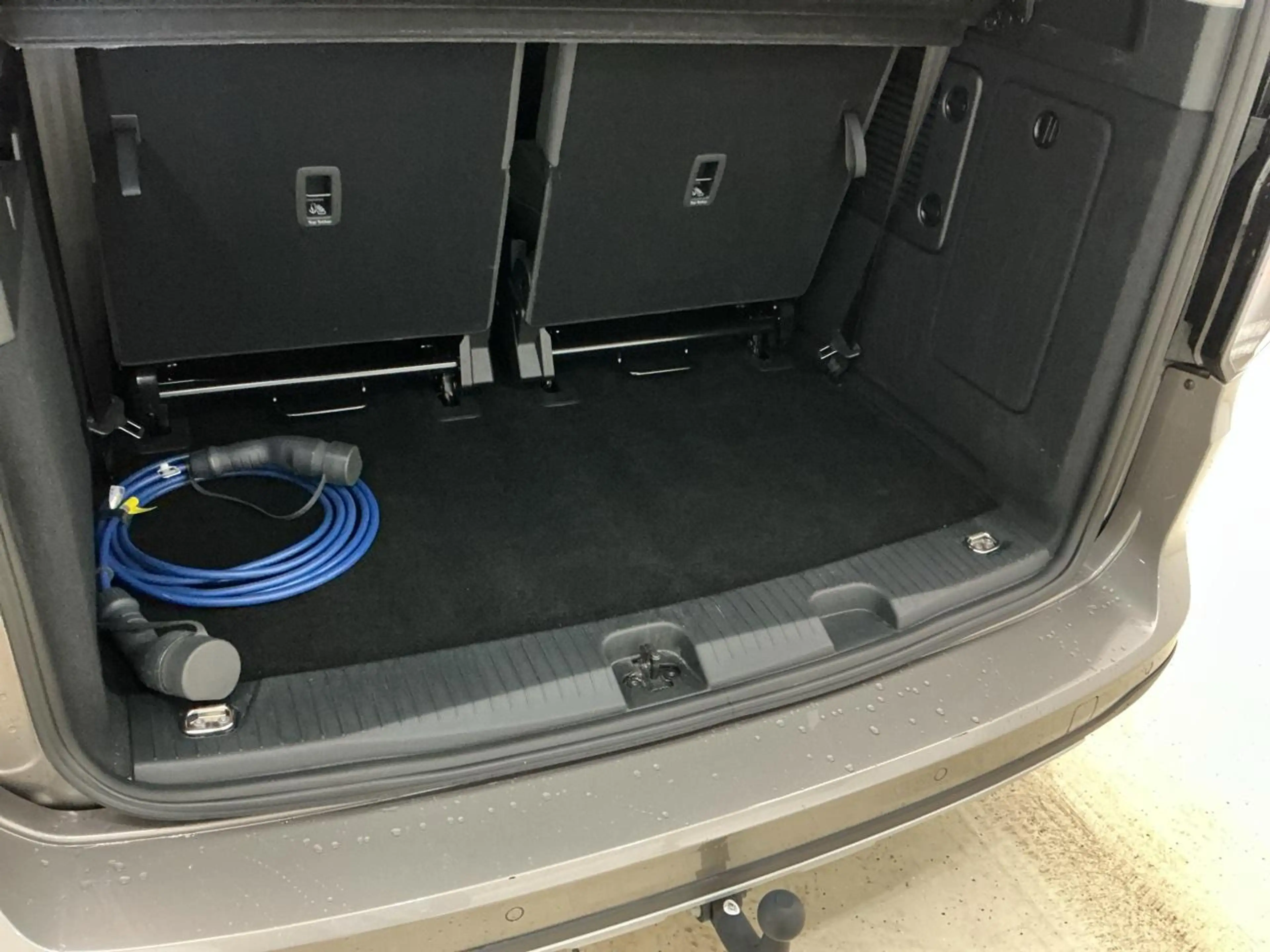 Ford Grand Tourneo Connect PHEV Active L2 AHK LED Kamera — photo 9