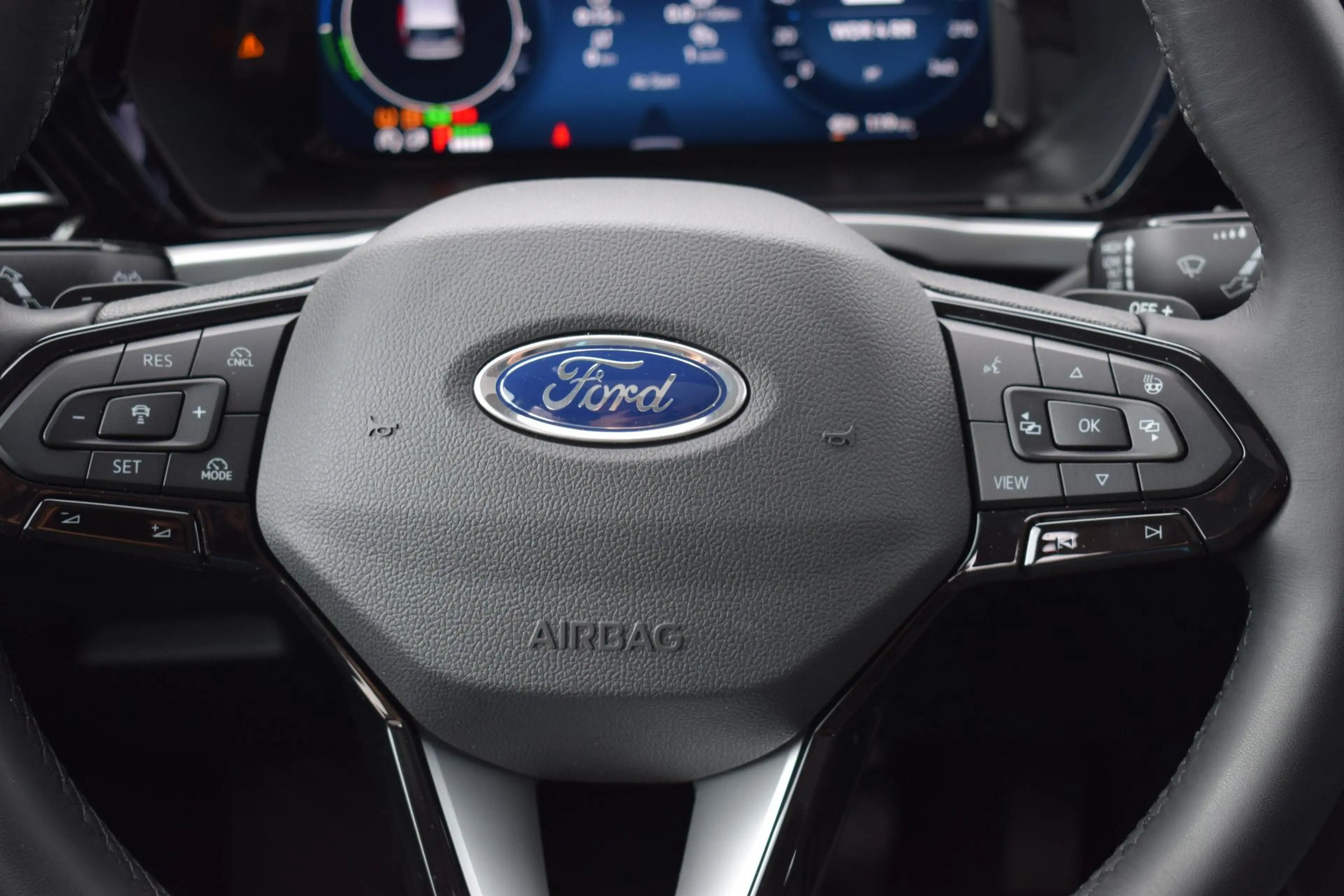 Ford Grand Tourneo Connect PHEV Active L2 AHK LED Kamera — photo 4