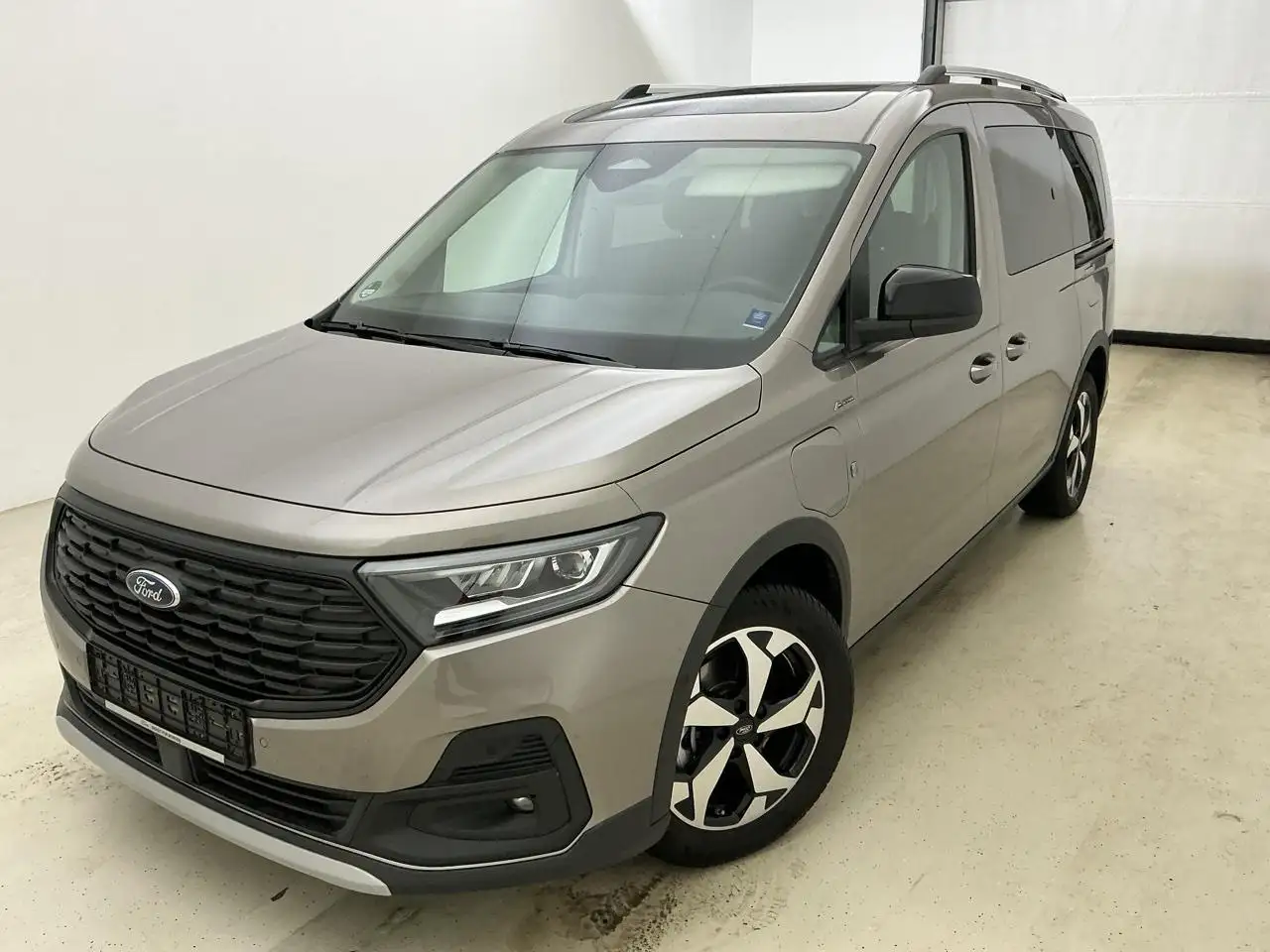 Ford Grand Tourneo