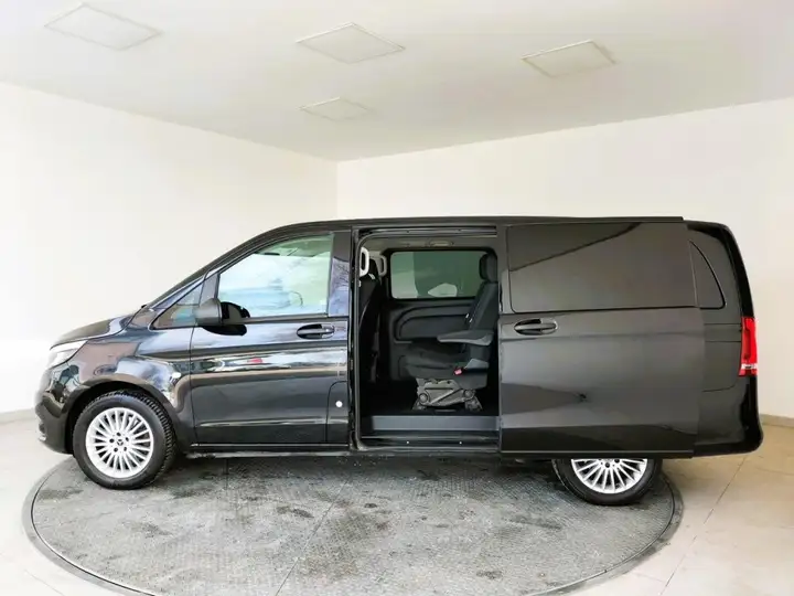 Mercedes-Benz Vito 2021, foto 25