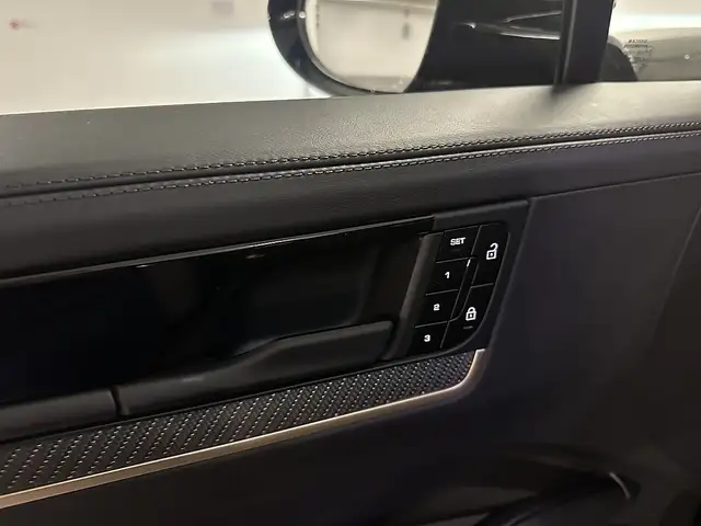 Porsche Cayenne Coupe III E-Hybrid Sport Design Ansicht 24