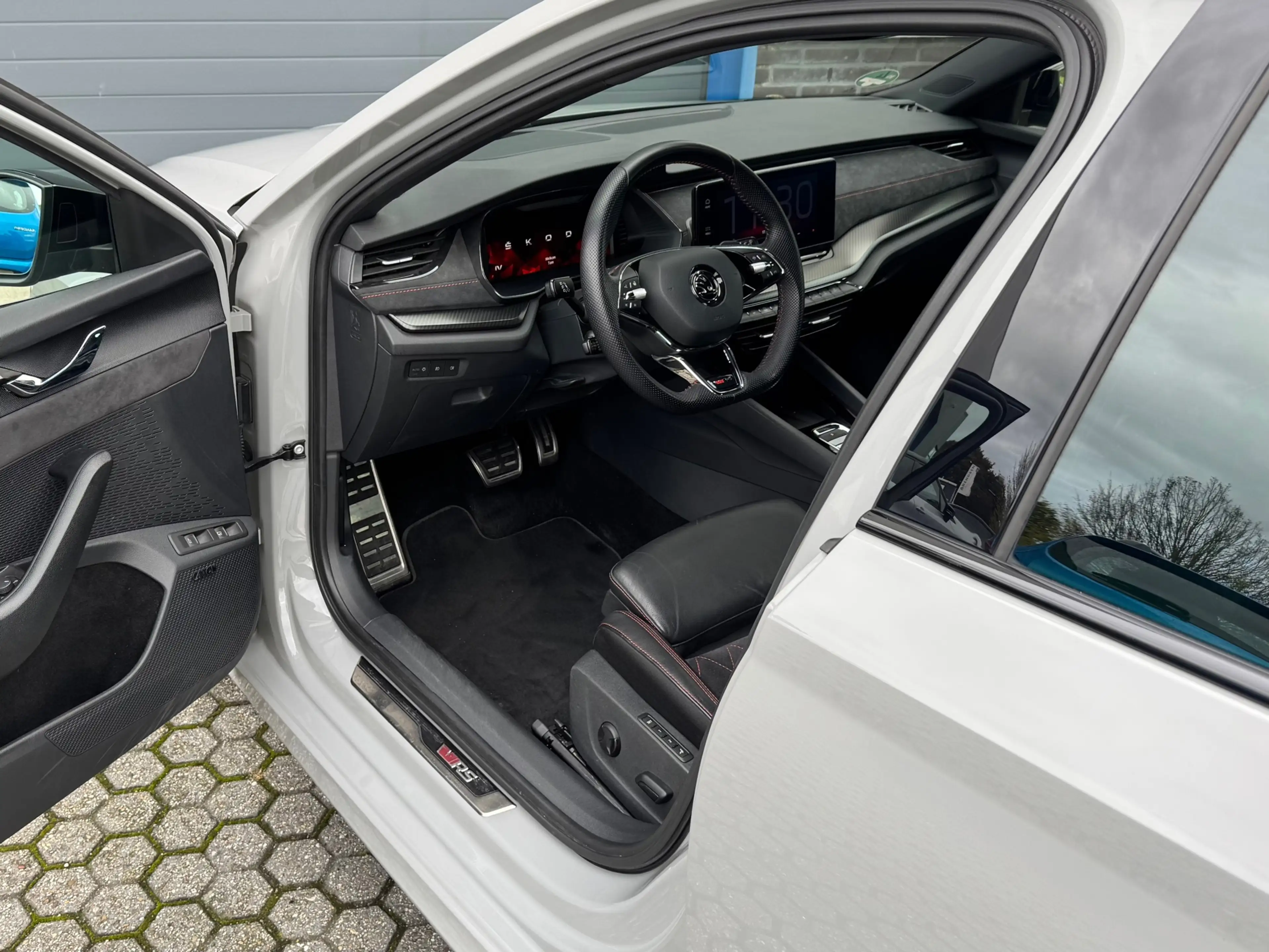 Skoda Octavia Combi 1.4 TSI RS iV PHEV Business 245pk | LED | Vi — photo 10