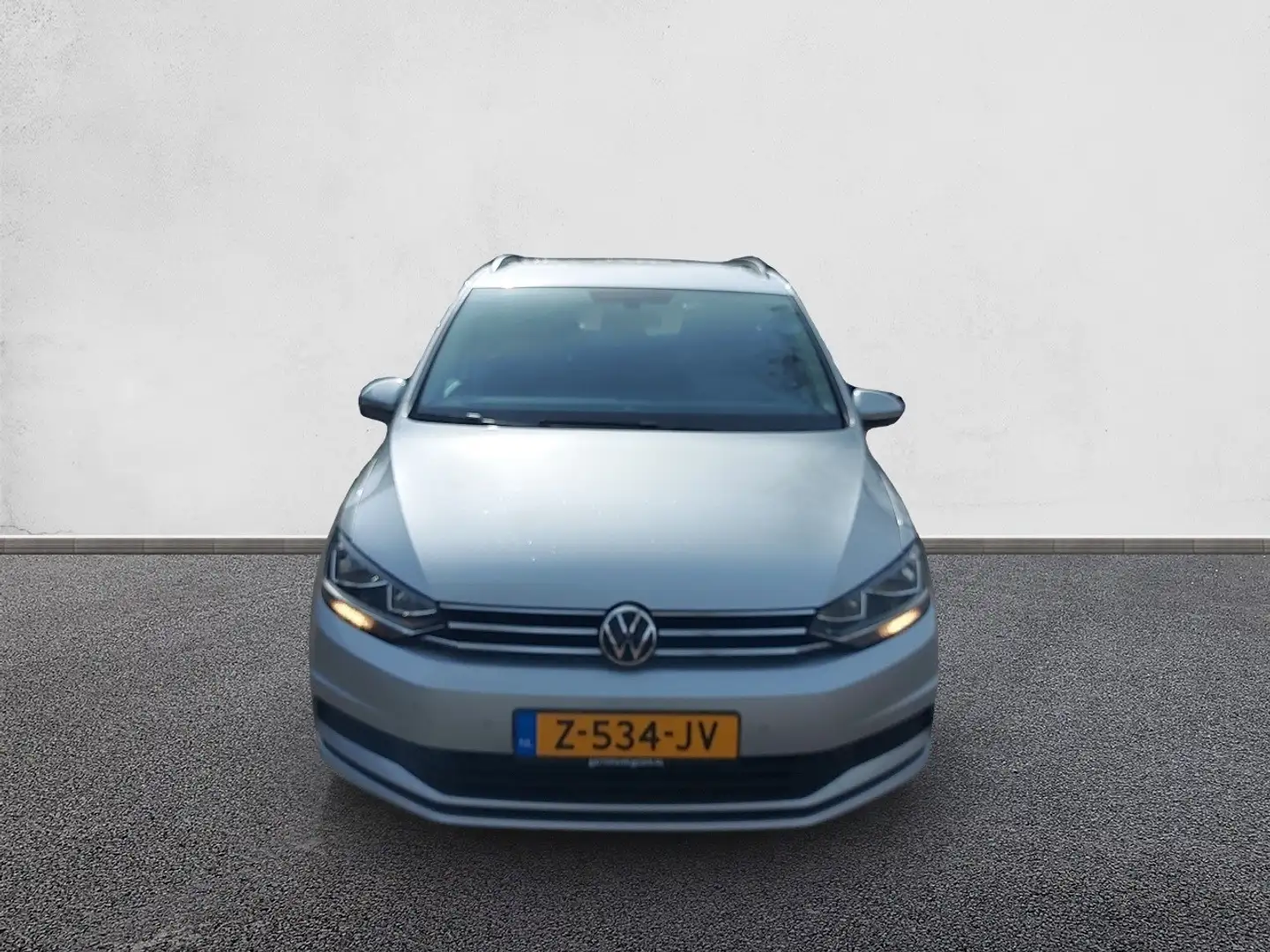 Volkswagen Touran 1.5 TSI Comfortline 7p, airco,cruise,navigatie,app Grijs - 2