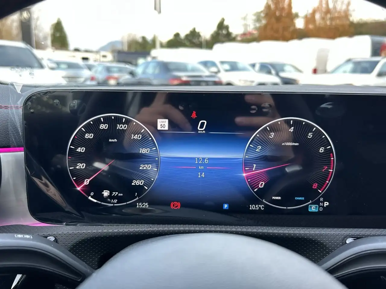 Mercedes-Benz CLA снимка Mercedes-Benz CLA