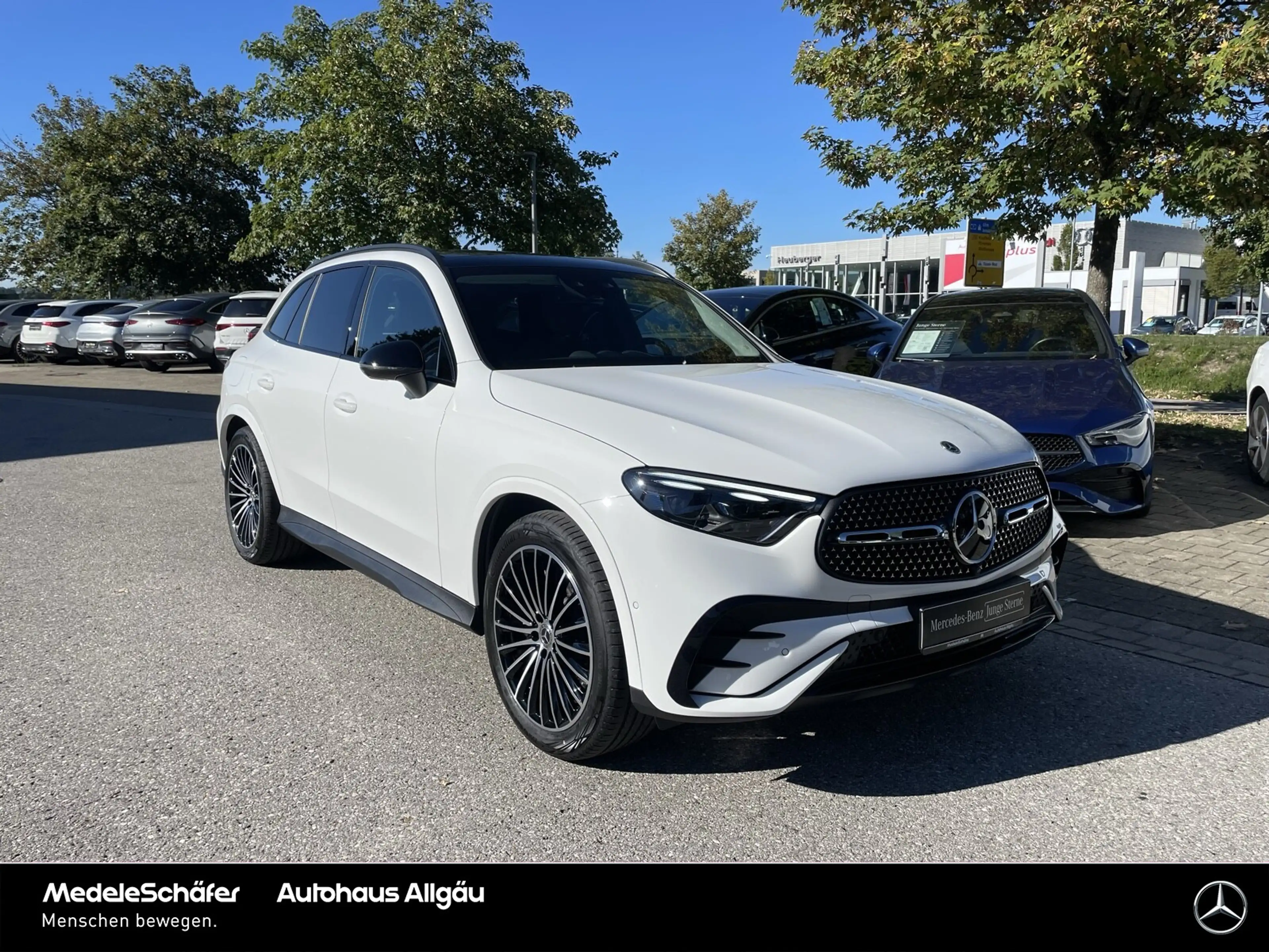 Mercedes-Benz GLC 200 GLC 200 4M AMG Night AHK Burmester Pano Distronic — photo 3