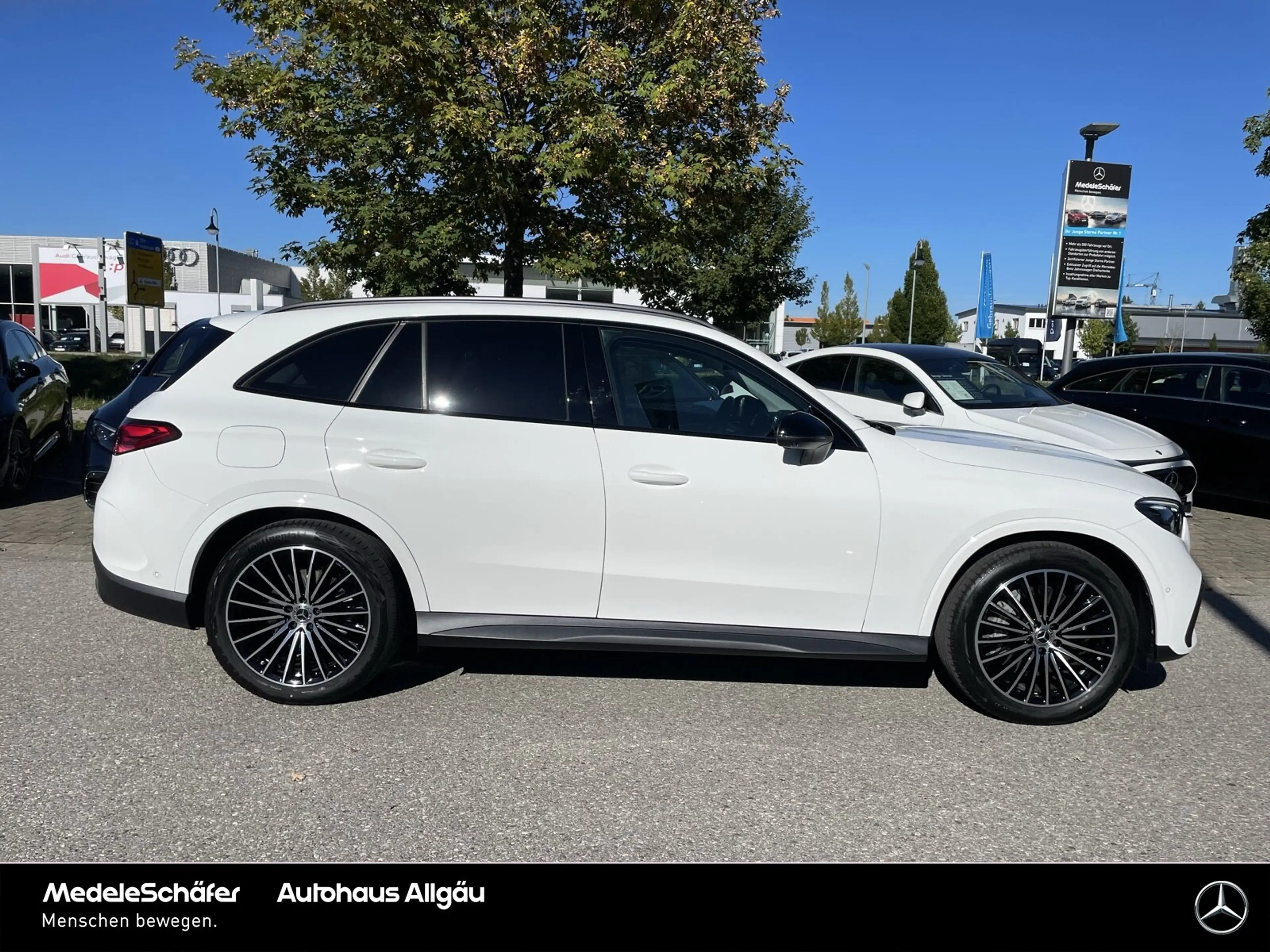 Mercedes-Benz GLC 200 GLC 200 4M AMG Night AHK Burmester Pano Distronic — photo 4