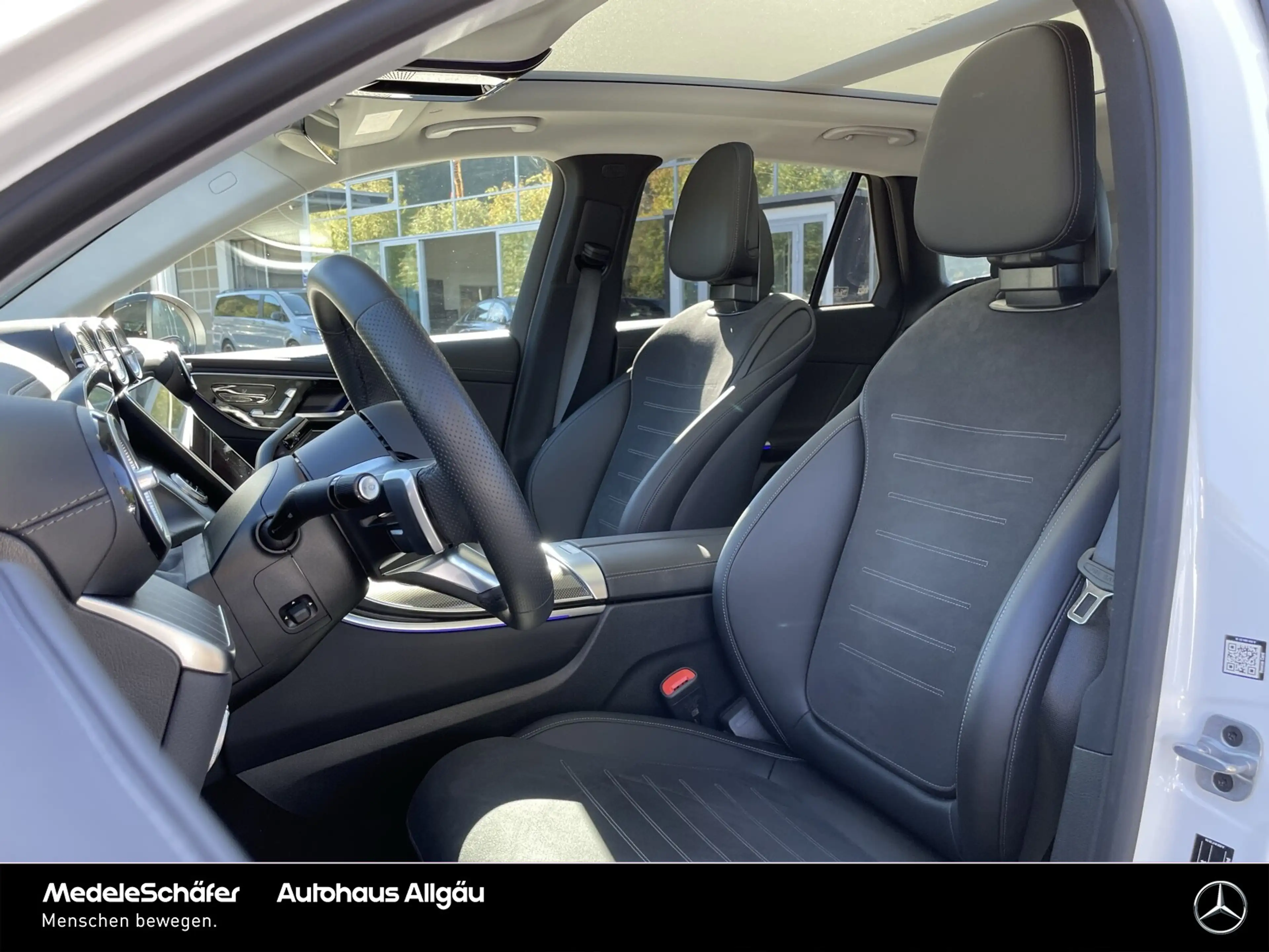 Mercedes-Benz GLC 200 GLC 200 4M AMG Night AHK Burmester Pano Distronic — photo 15
