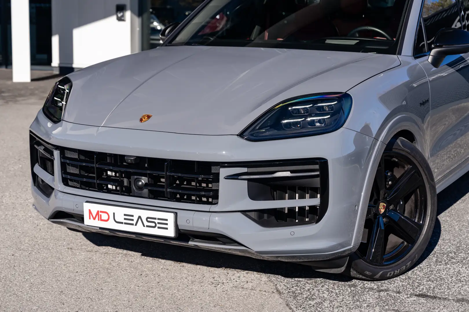 Porsche Cayenne PORSCHE CAYENNE E-HYBRID 3.0 V6 470 CH Grau - 2
