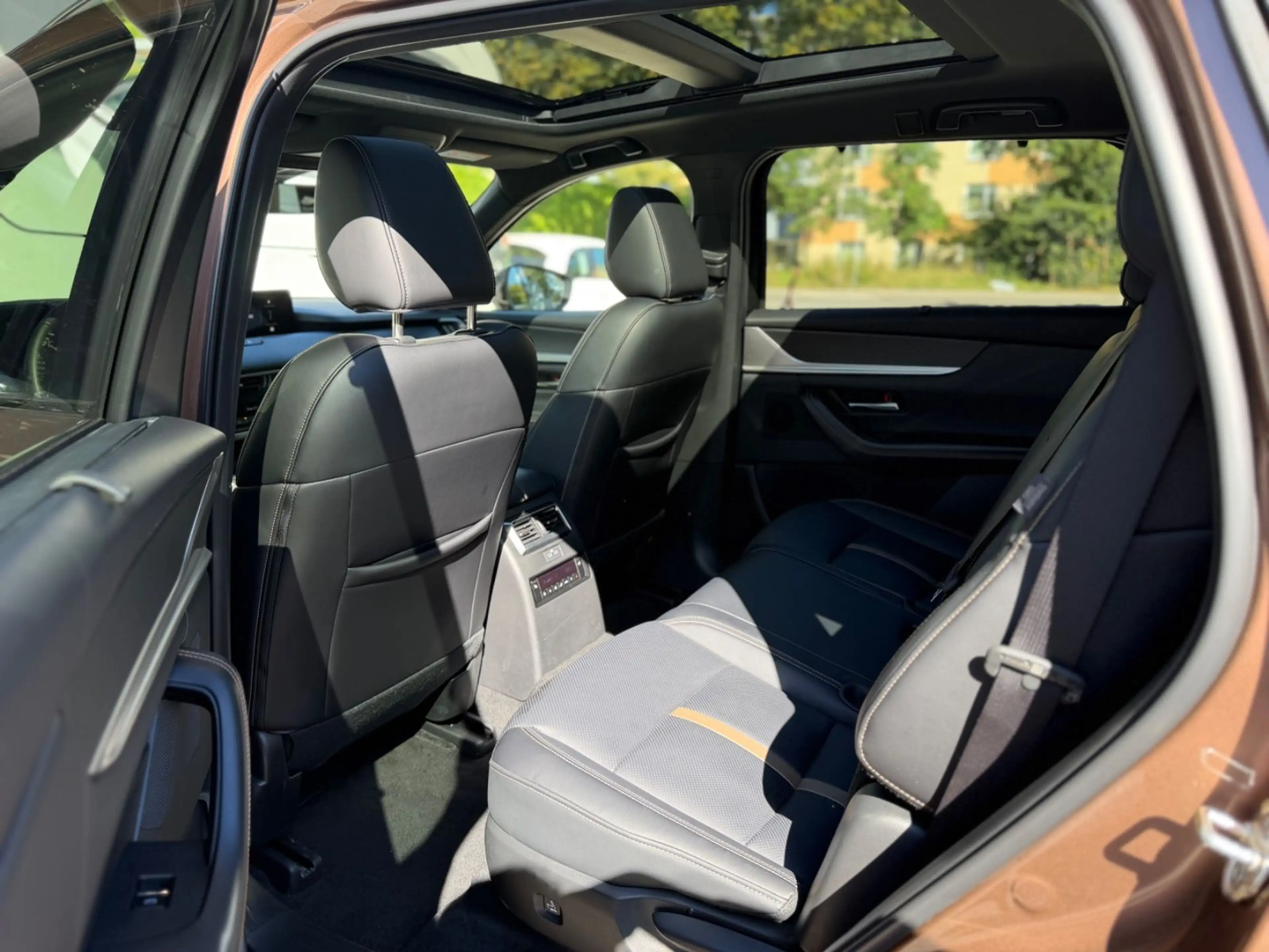 Mazda CX-80 Homura Plus Hybrid AWD~Pano~7Sitz~360kam — photo 10