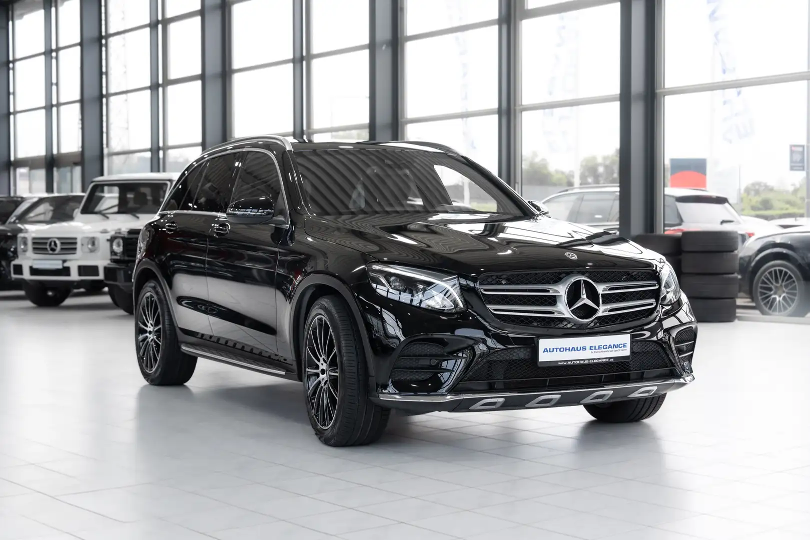 Mercedes-Benz GLC 250 4Matic*AMG-LINE*HIGH-LED*PANO*EDELHOLZ* Schwarz - 2