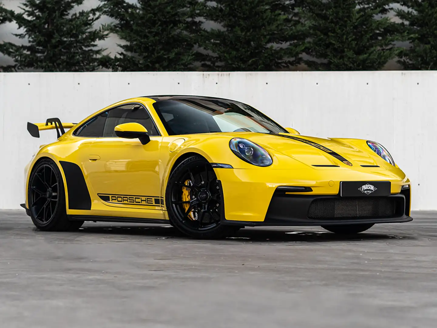 Porsche 992 GT3 PDK Amarillo - 1