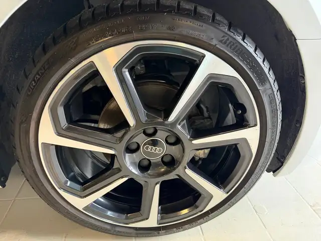 Audi A1 view 9