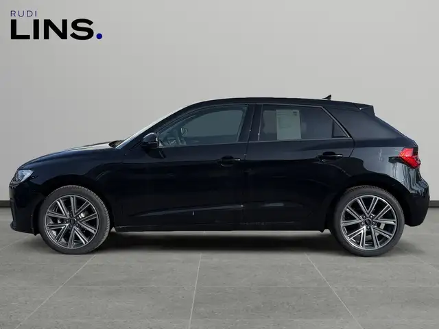 Audi A1 view 4