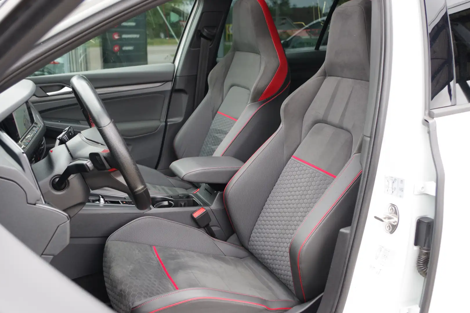 Volkswagen Golf GTI 2.0 TSI Clubsport 300 PK DSG-Automaat, Panoramadak Blanc - 2