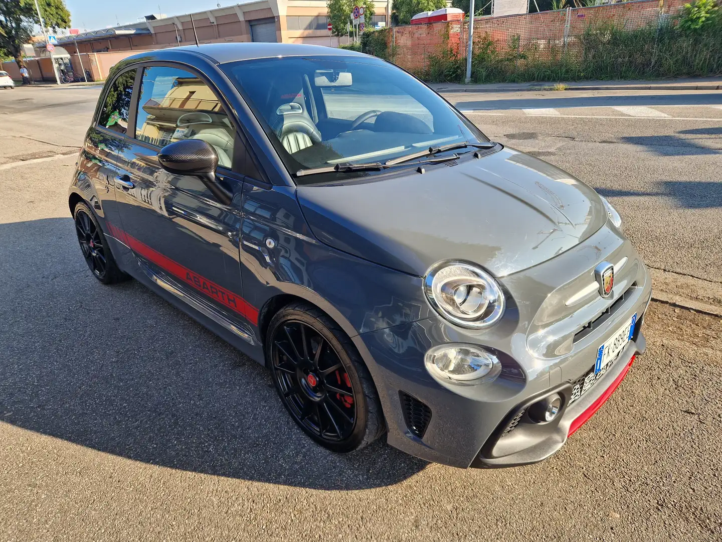 Abarth 695 695 1.4 16v TURISMO YAMAHA Gris - 1