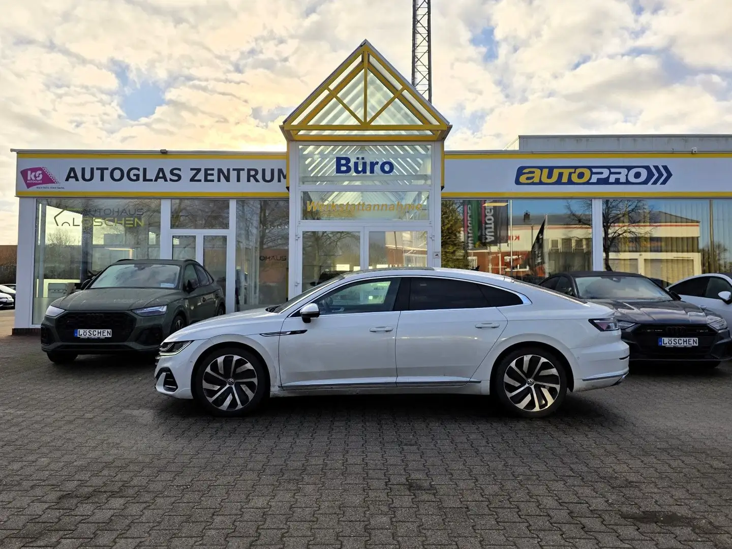 Volkswagen Arteon R-Line Pano Standheizung IQ-LED-Matrix Blanc - 1