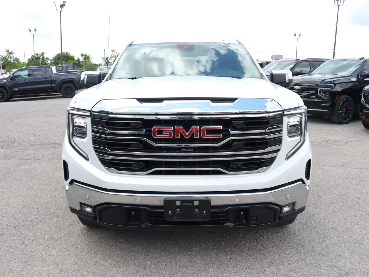 GMC Sierra 1500 снимка GMC Sierra 1500