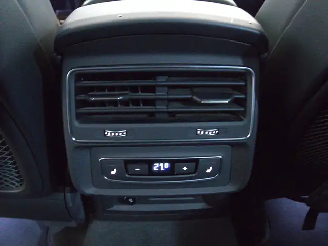 Audi Q8 55 TFSI e quattro Ansicht 15