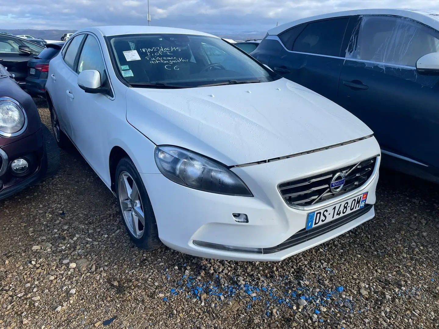 Volvo V40 2.0i T2 122 / DS148 Blanc - 1