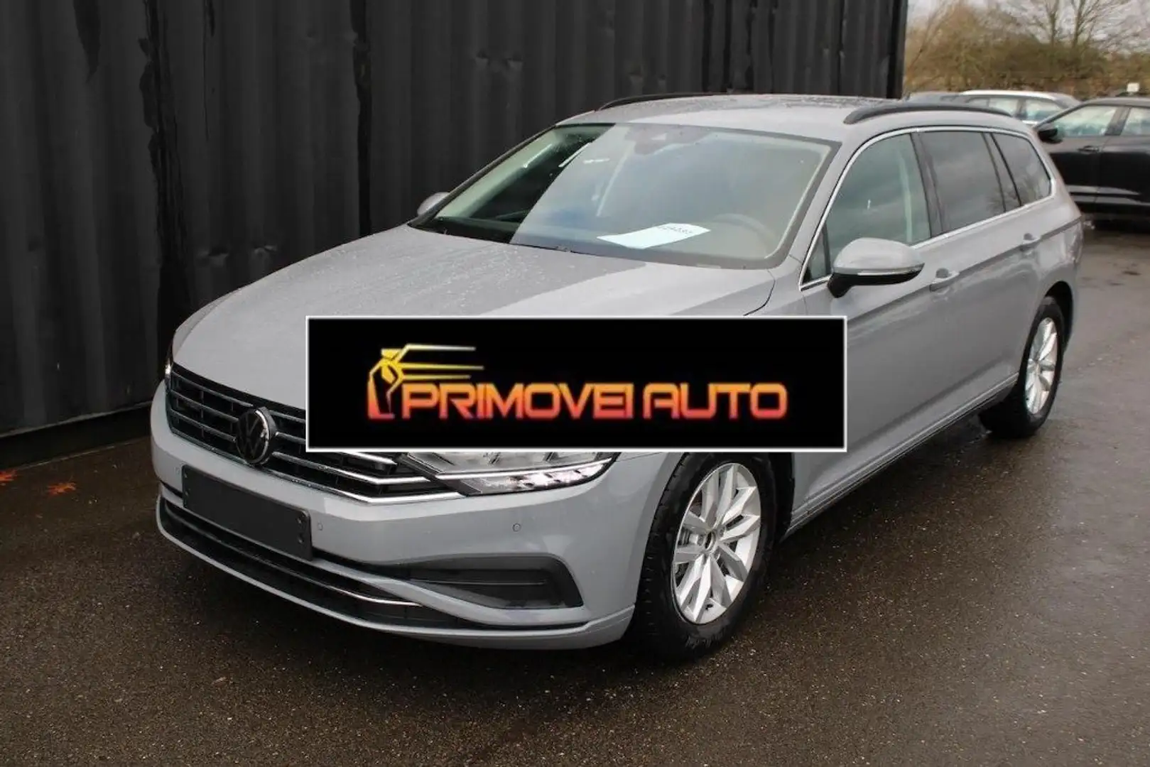 Volkswagen Passat Variant 1.5 TSI ACT DSG Style Bianco - 1