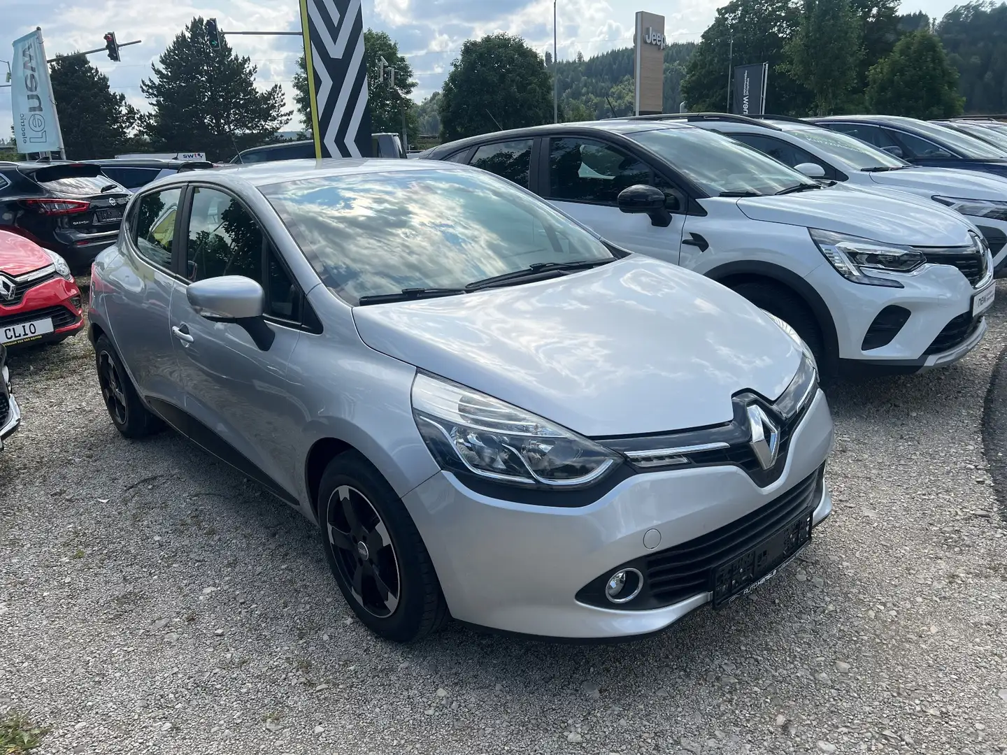 Renault Clio IV 1.2 16V 75 Dynamique DELUXE Gris - 1