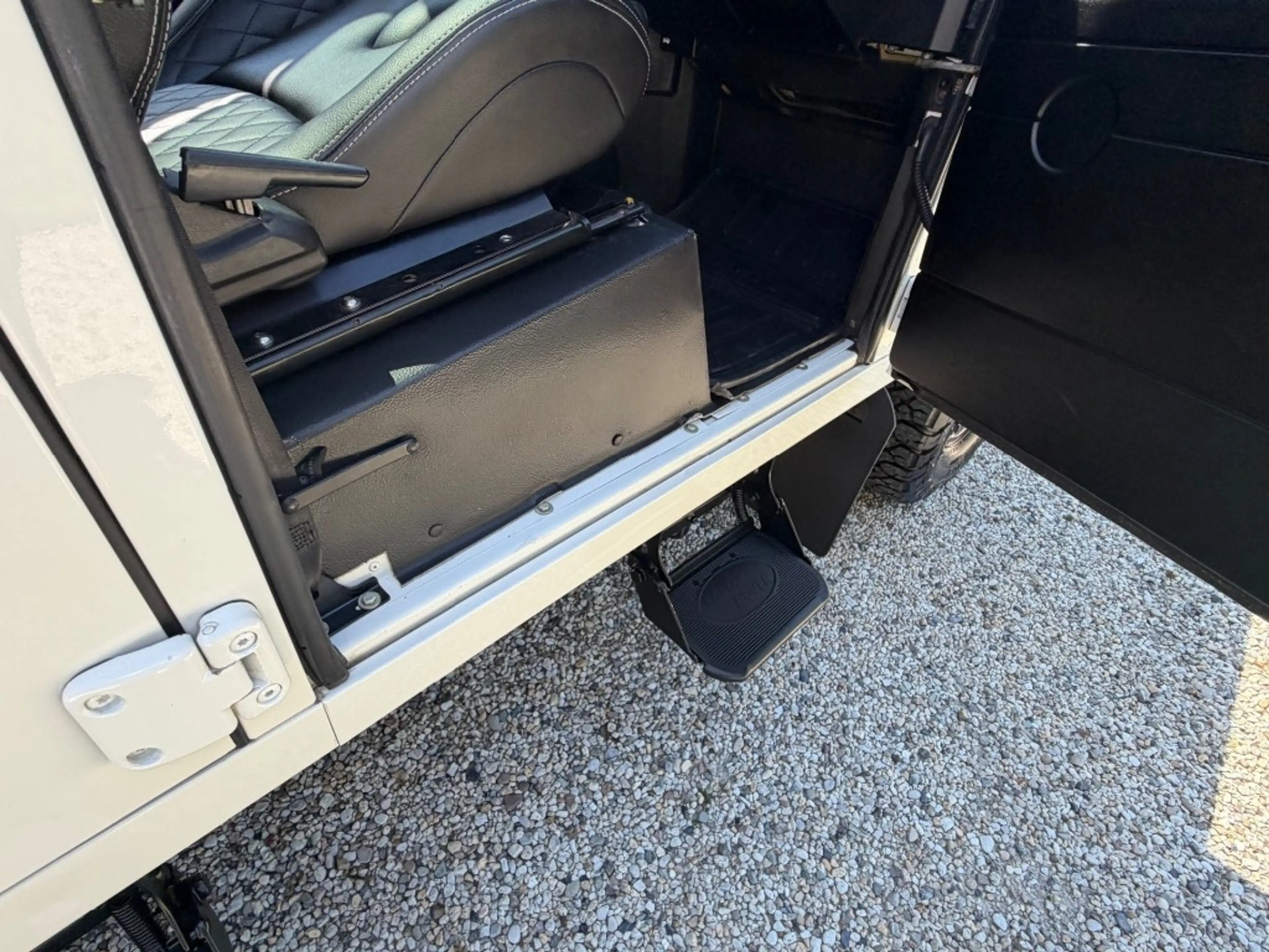 Land Rover Defender 2.4 Puma TD HT 110 S GRIJS KENTEKEN NL-auto #NIEUW — photo 16