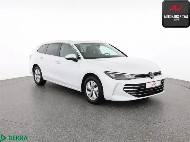 Volkswagen Passat view 7