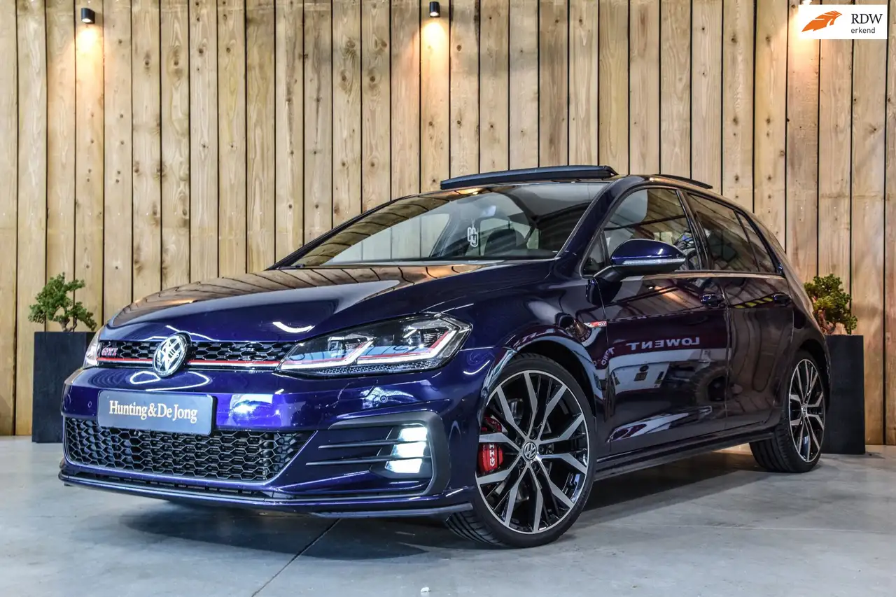 Volkswagen Golf GTI