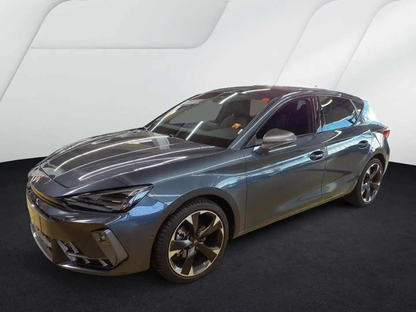 CUPRA Leon 1.5 eTSI DSG Navi LED Edge-Paket RFK Grau - 2