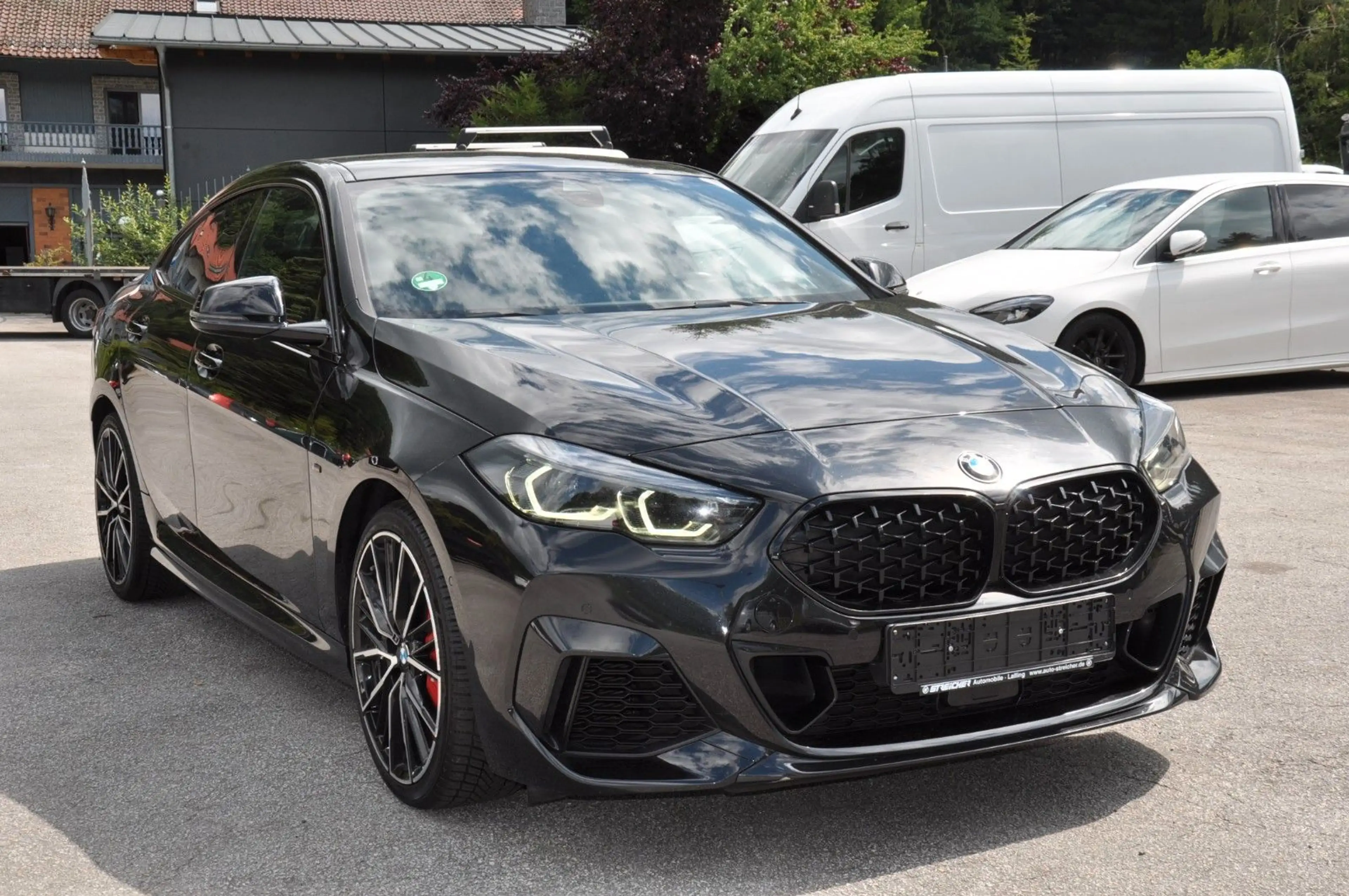 BMW 235 i xDrive Gran Coupe *LED*Navi* — photo 3