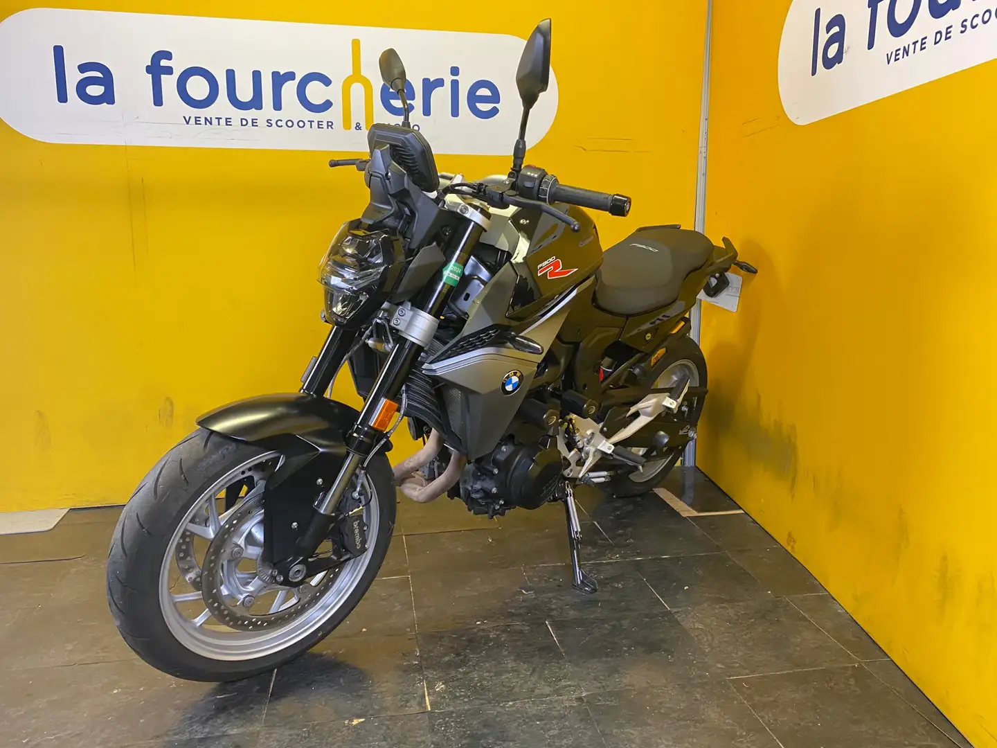 BMW F 900 R Noir - 1