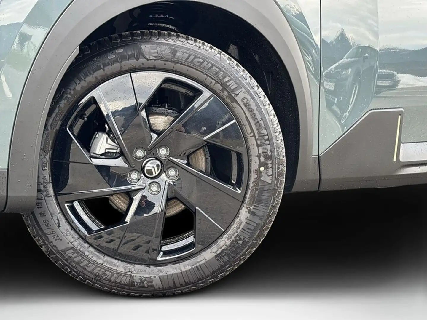 Citroen C5 Aircross 145 Hybrid MAX Grün - 2