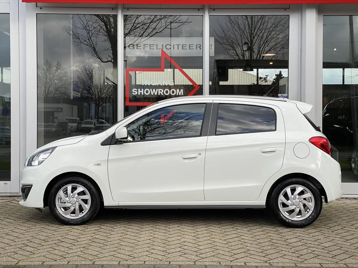 Mitsubishi Space Star 1.0 Active | Navigatie | Apple CarPlay | Android A Wit - 2