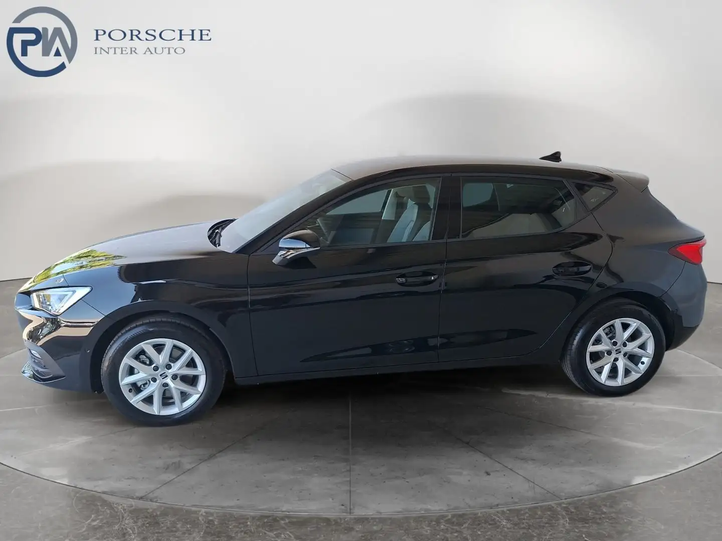SEAT Leon Style Edition 1.5 TSI 115 PS Schwarz - 2