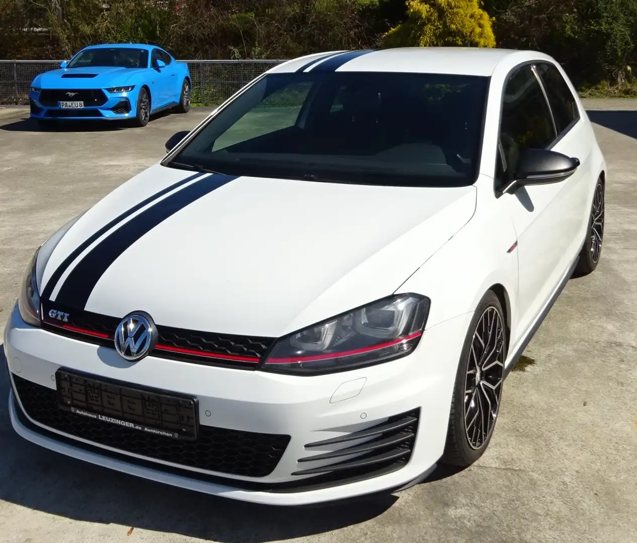 Volkswagen Golf 2,0l TSI GTI GTI Weiß - 1