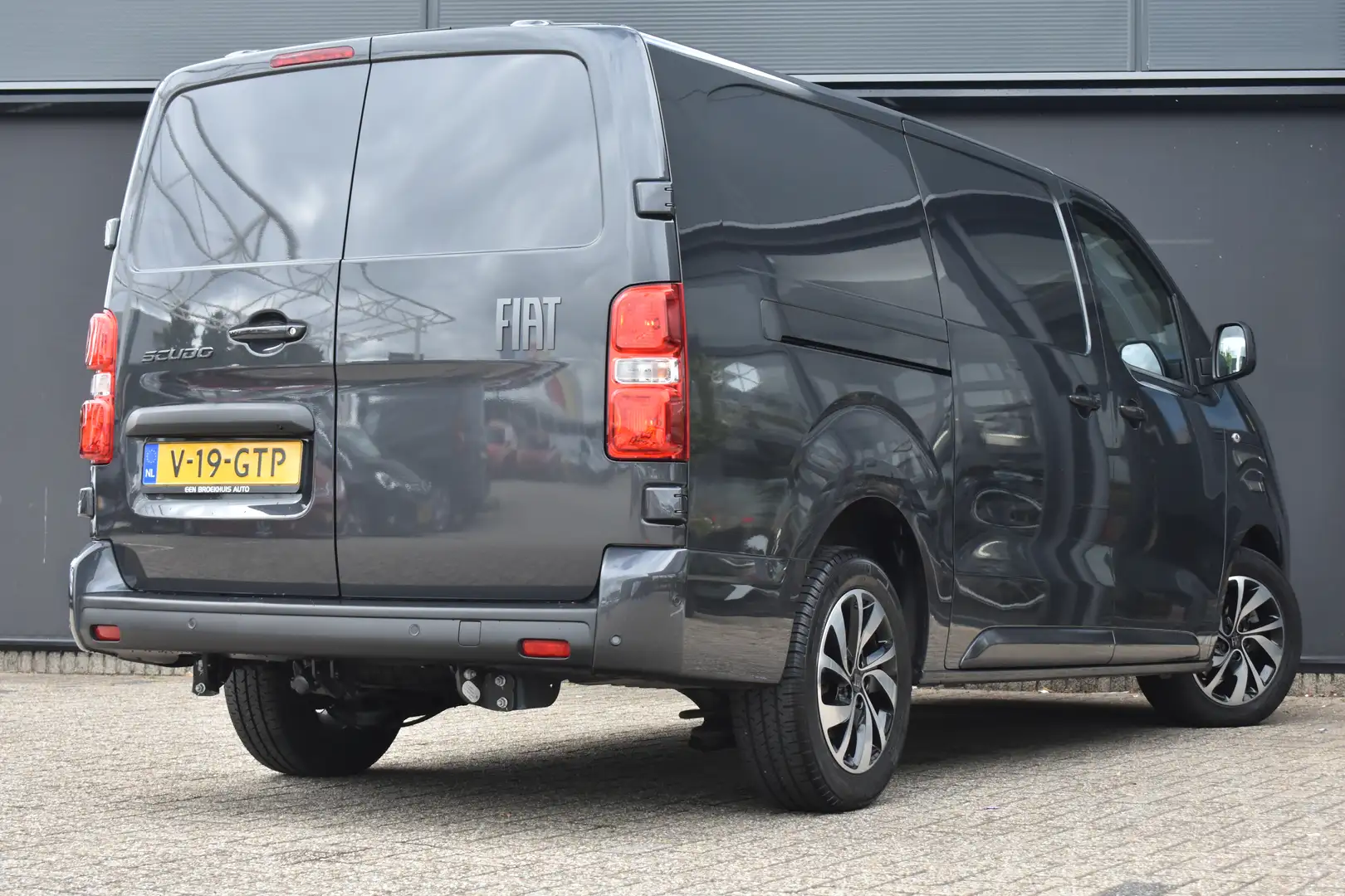 Fiat Scudo 2.0D L3 145pk Automaat | Trekhaak | Navigatie | Dr Grijs - 2