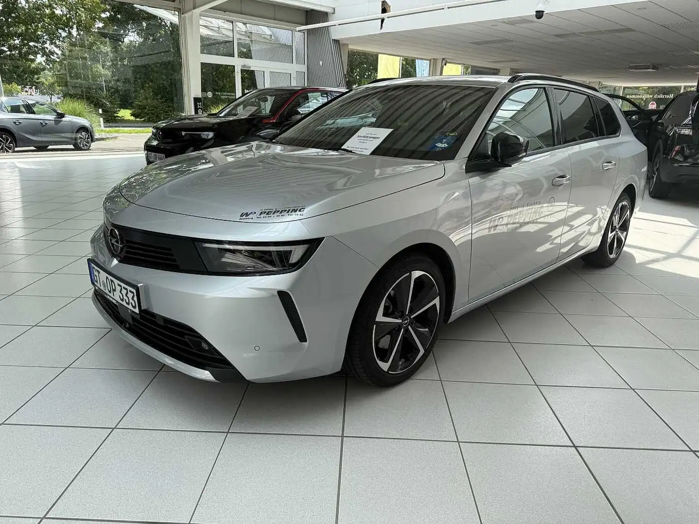 Opel Astra Sports Tourer Diesel 1.5 Autom. Business Elegance Silber - 1