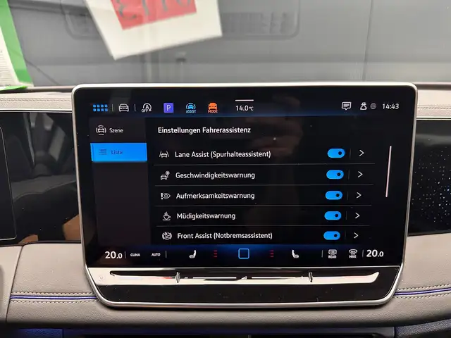 Volkswagen Tiguan view 24