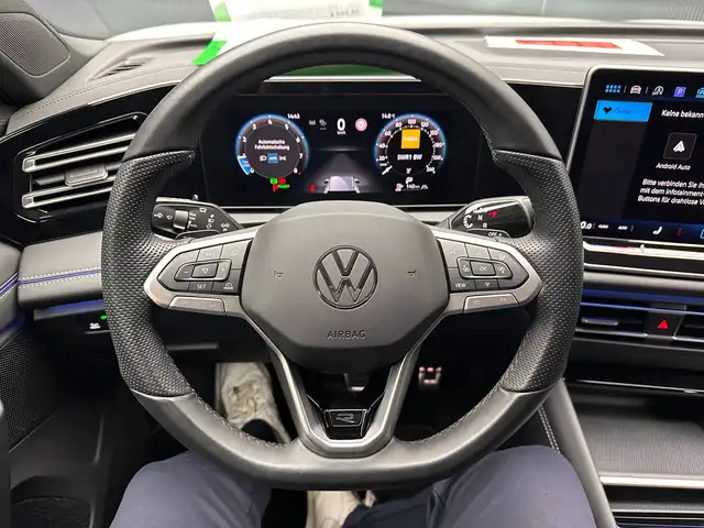 Volkswagen Tiguan view 17