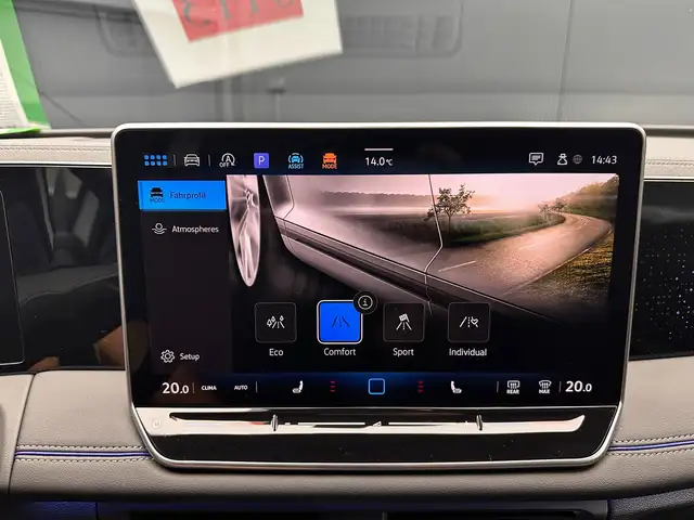 Volkswagen Tiguan view 23