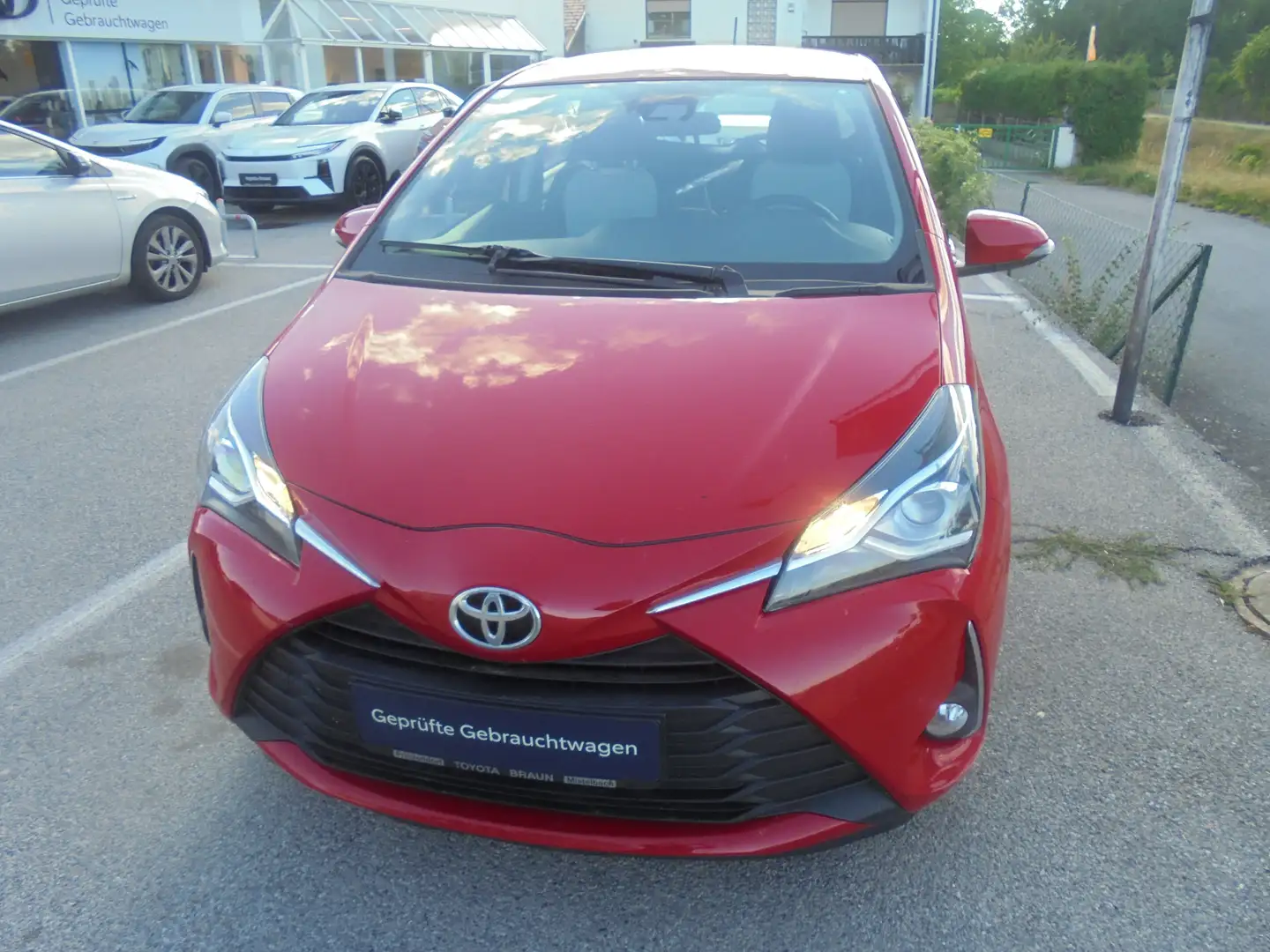 Toyota Yaris Active Rot - 1