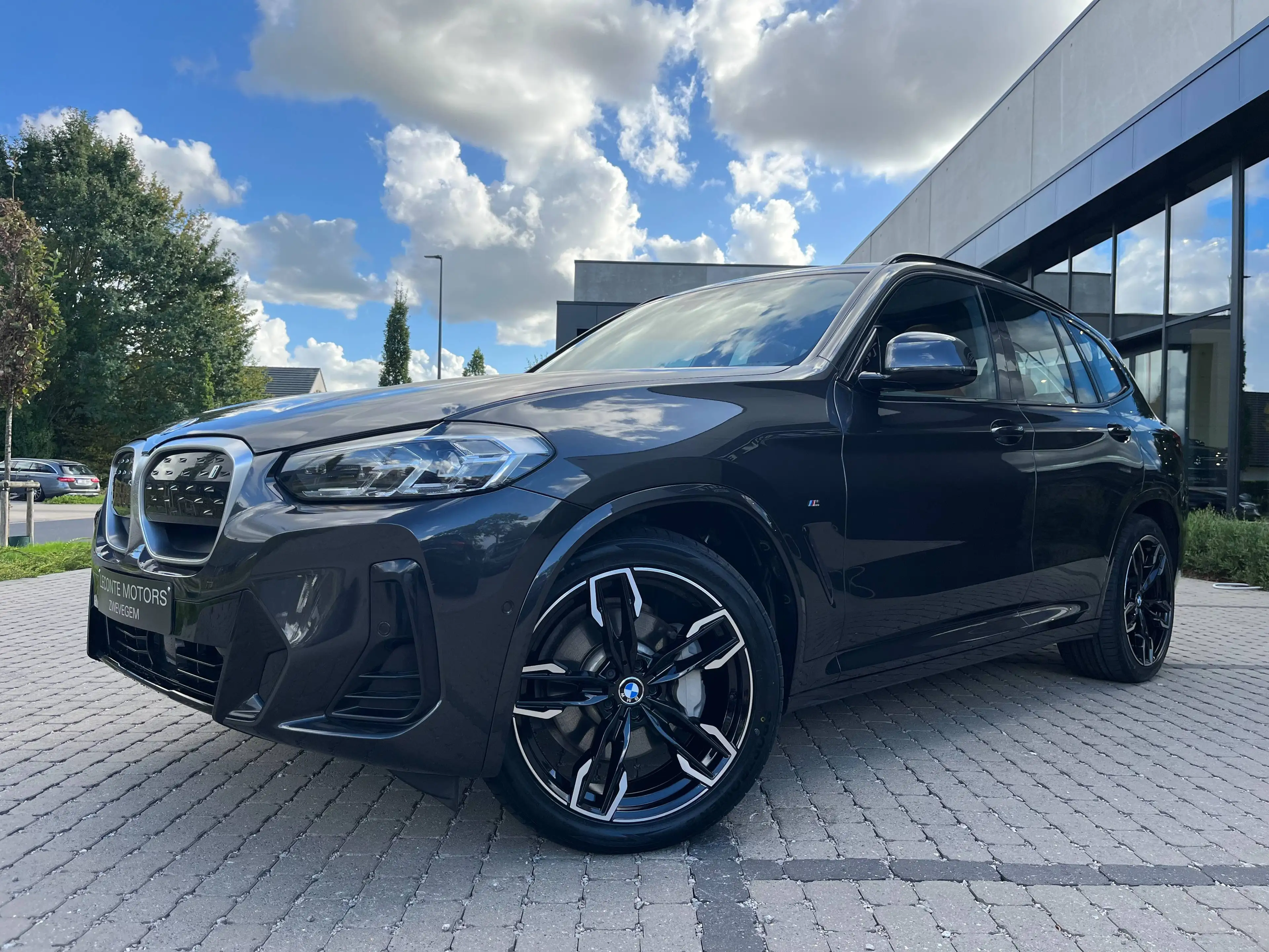 BMW iX3 iX3 80 kWh M-Sportpakket Panodak/Leder/BLIS/Camera/...!! — photo 2