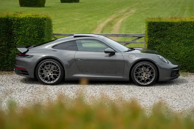 Porsche 992 view 5