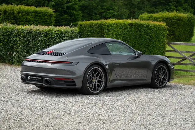 Porsche 992 view 6