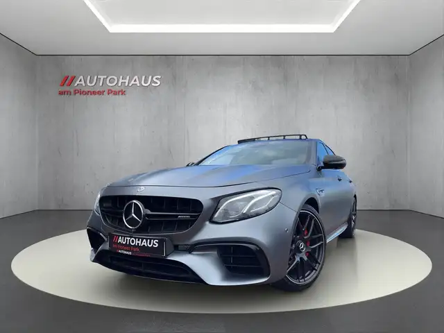 Mercedes-Benz E 63 AMG S 4M+-Carbon-NiGHT-Massag-PANO-BURM-HUD